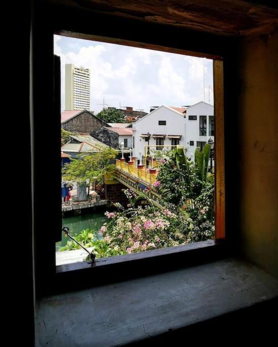 Leju 21 樂居 Explore Malacca From A Riverside House Екстер'єр фото